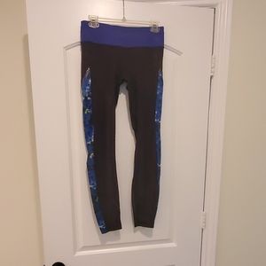 Lululemon workout pants